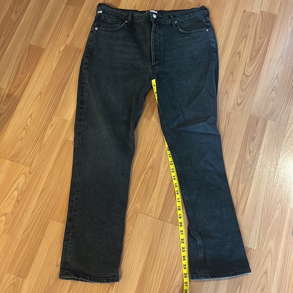 CITIZENS OF HUMANITY Charlotte High-Waisted Straight Jeans. Size 31. Black. - Picture 10 of 14